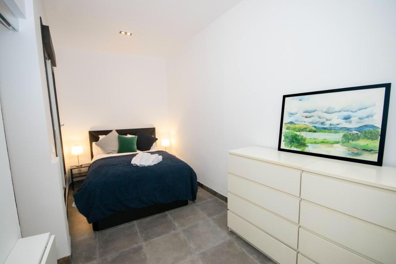 For You Rentals Apartamento Temporal Con Encanto En Malasana Min24 Madri Exterior foto