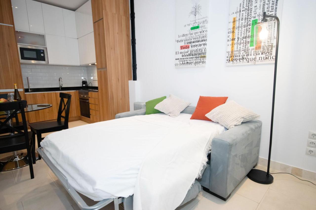 For You Rentals Apartamento Temporal Con Encanto En Malasana Min24 Madri Exterior foto