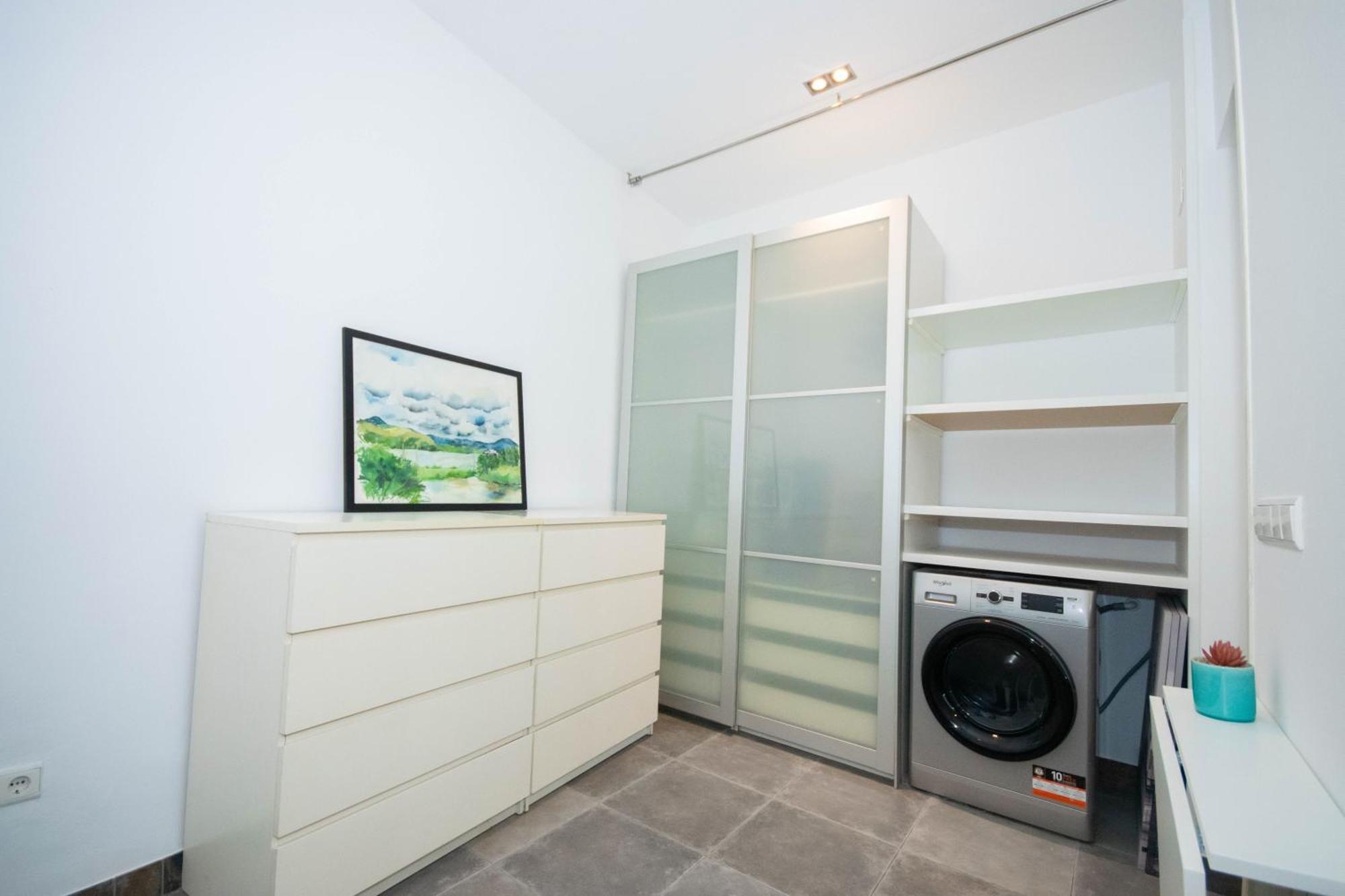 For You Rentals Apartamento Temporal Con Encanto En Malasana Min24 Madri Exterior foto