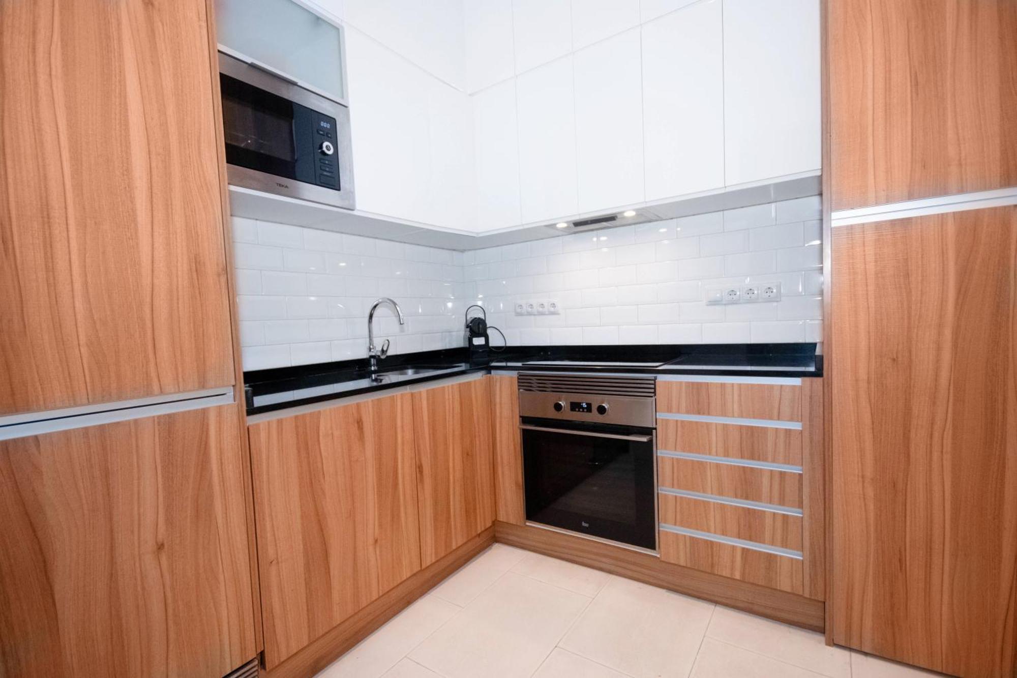For You Rentals Apartamento Temporal Con Encanto En Malasana Min24 Madri Exterior foto